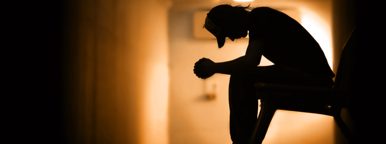 Curso sobre adicciones herramientas prácticas para un abordaje profesional