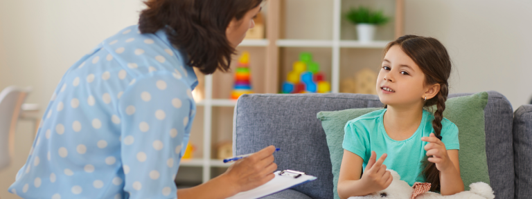 Terapeuta relacional competencias clave para abordar la infancia y adolescencia