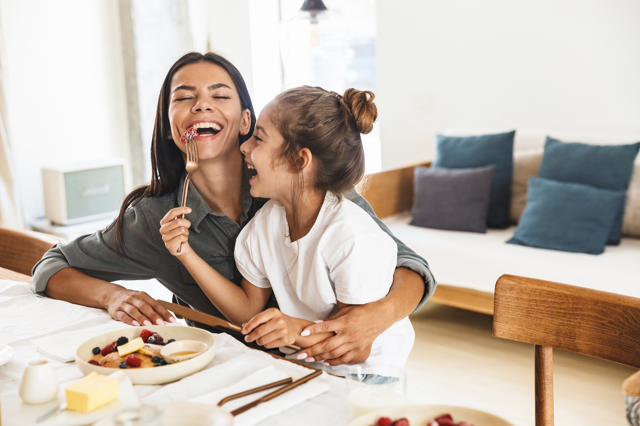 Desayunos saludables para mamá: consejos prácticos y rápidos que nutren cuerpo y mente. Bienestar desde la primera comida del día.