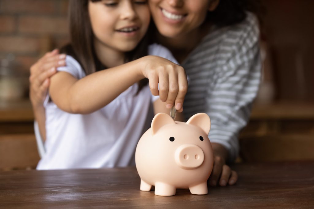 Educación financiera para jóvenes mexicanos: claves para mejorar el manejo del dinero y la toma de decisiones económicas