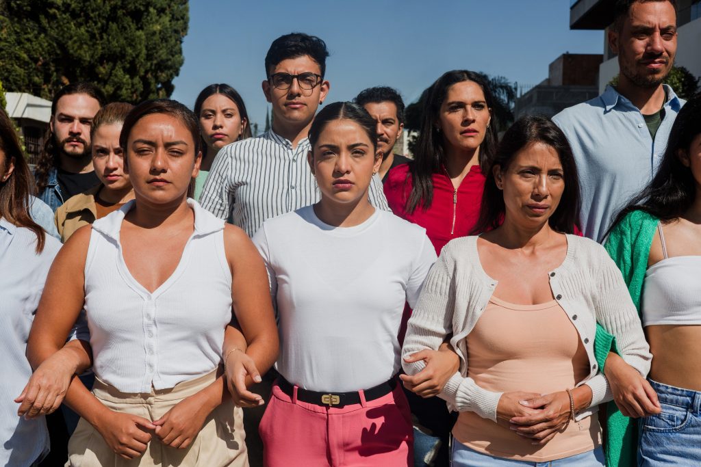 Conmemoración del Día Internacional de la Mujer y reflexión jurídica sobre los derechos de las mujeres.