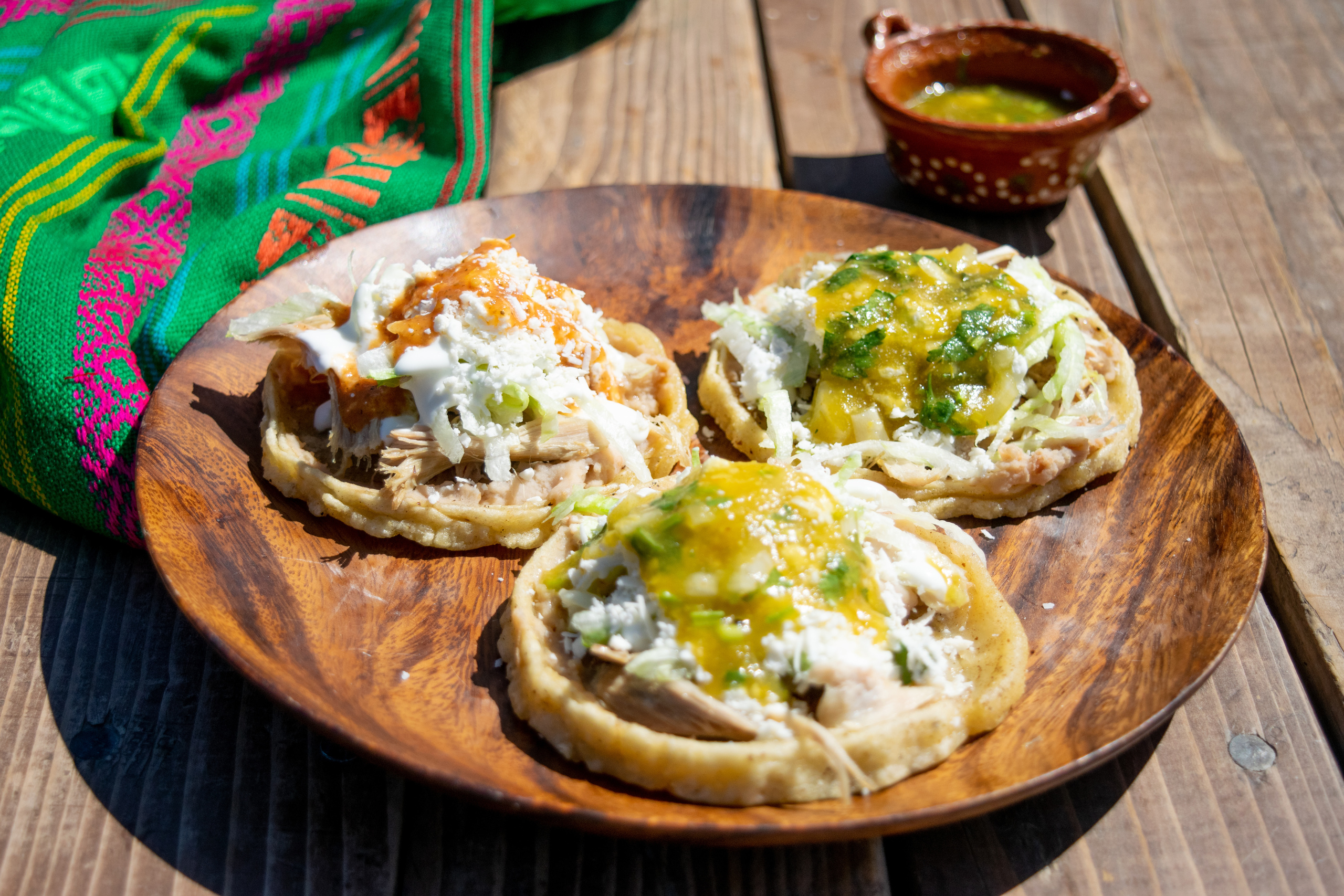 Pozole mexicano representando la multiculturalidad alimentaria