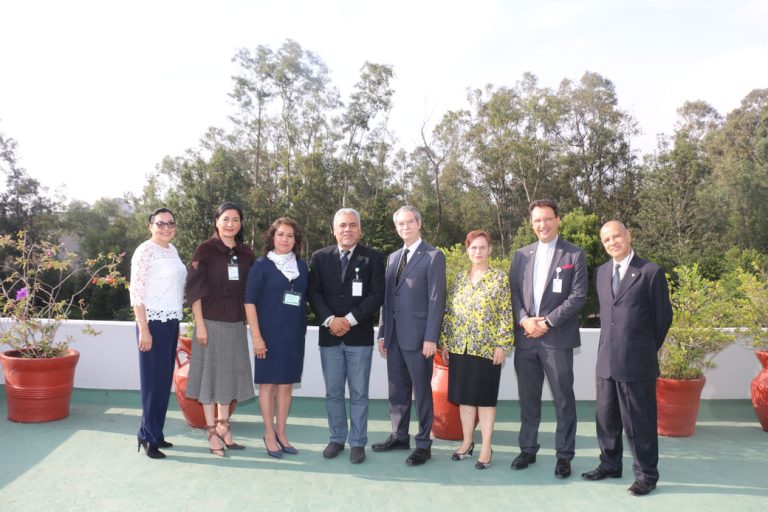 Evaluadores de Conac son recibidos en Rectoría