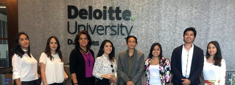 Presencia UIC en Deloitte University