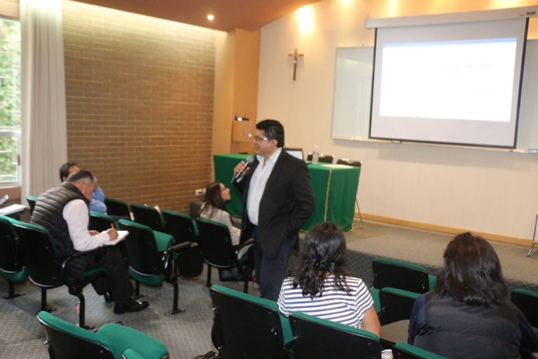 Conferencia sobre el trabajo a seguir después de las elecciones