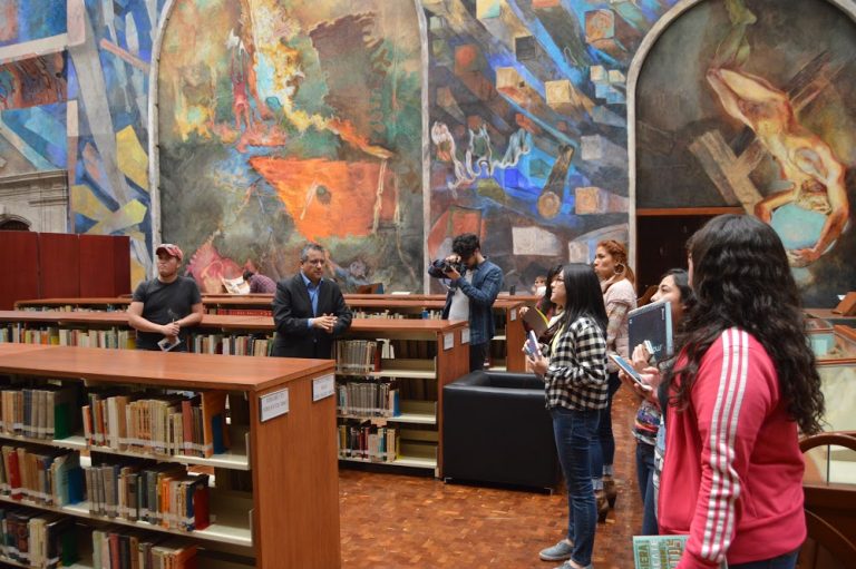 Diseño Gráfico visita la Biblioteca Lerdo de Tejada