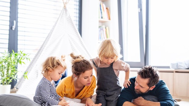 Oxímoron en pandemia o del arte de hacerse feliz uno mismo