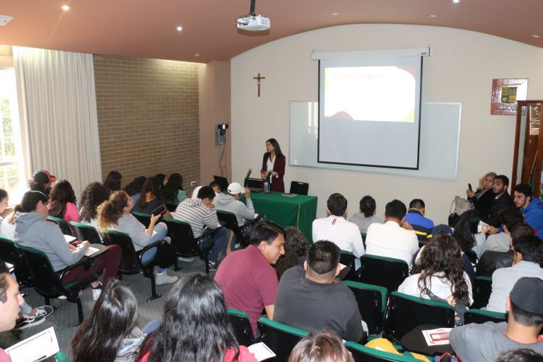 Concluyó IX Encuentro de Formación Profesional  UIC