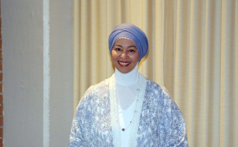 Maha El-Metwally ofreció conferencia sobre interpretación y tecnología