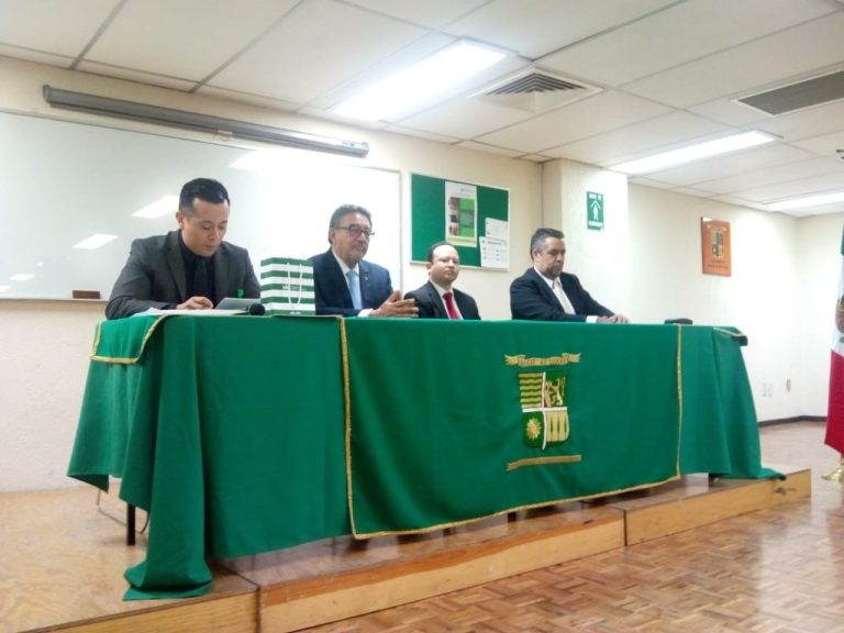 Entrega de diplomas de los Diplomados en Mercadotecnia Digital y Publicidad en Redes Sociales y Juicios orales en materia civil y mercantil