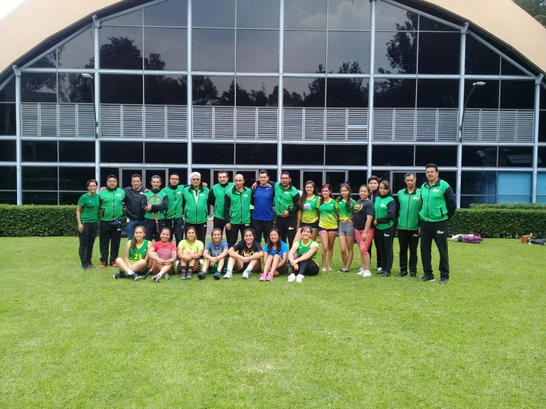 Entrenadores UIC en taller de metodología del entrenamiento