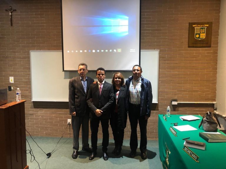 Plantel Roma felicita al Dr