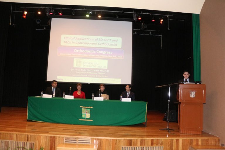 Congreso de Ortodoncia UIC y 51 Seminario de Titulación