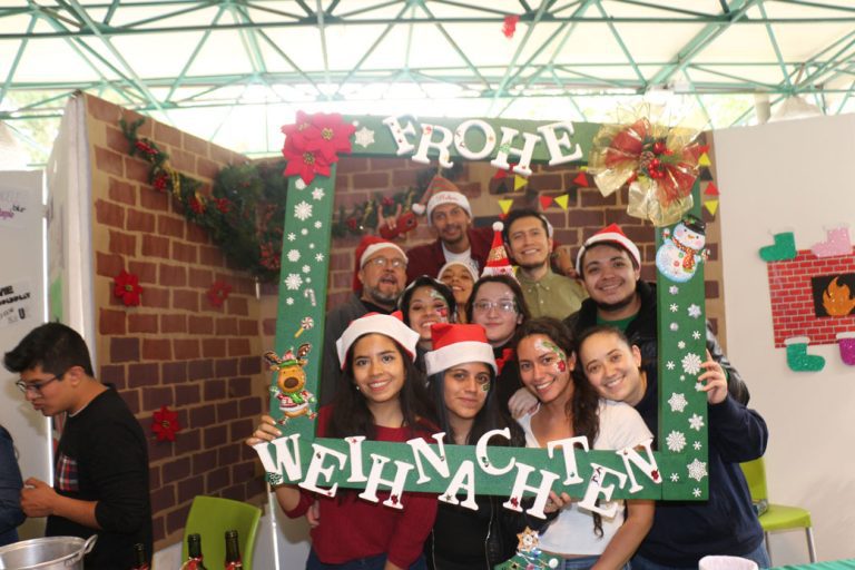 Concluye evento Europa y sus tradiciones