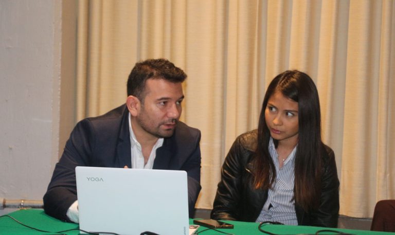 Charla “Finanzas en tu idioma”