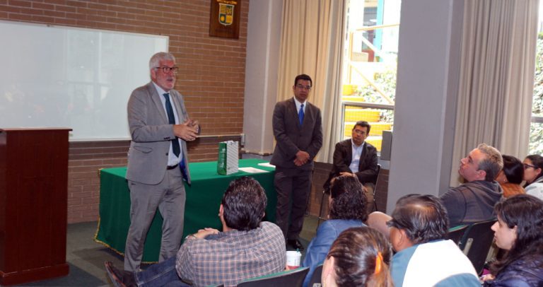 Ser imperfecto en la sociedad de la excelencia conferencia impartida por el Dr