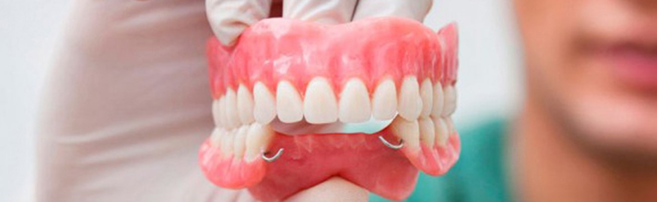 Maestría en Prostodoncia e Implantología Oral